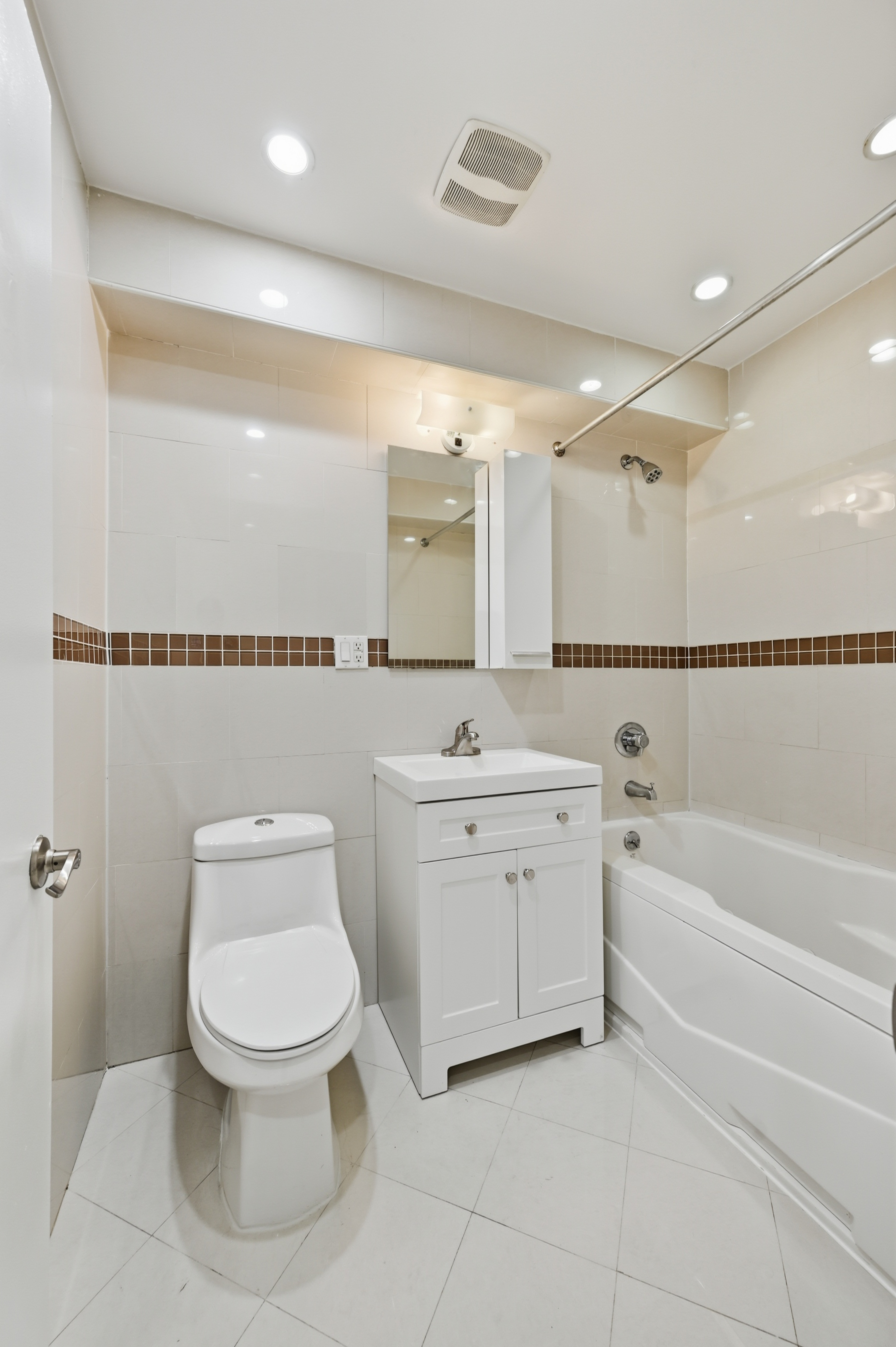 Nearby streetscape detail